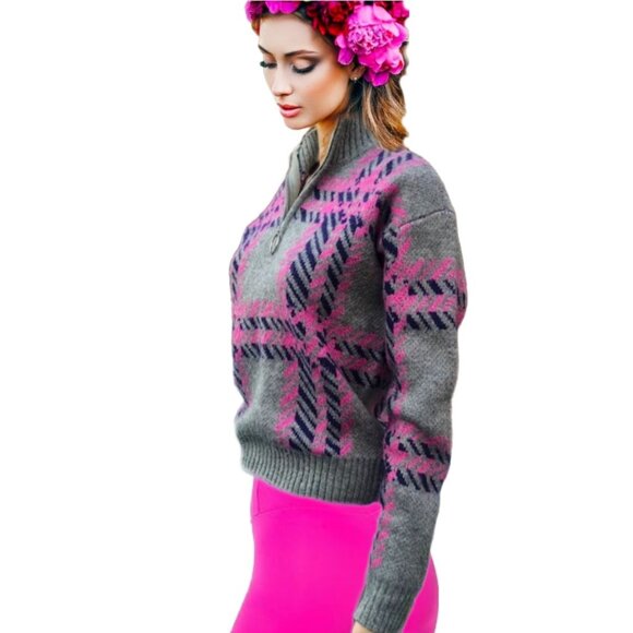 AQUA Pink Grey Plaid Pullover Sweater Quarter Zip Size XS Excellent Condition - Picture 2 of 4